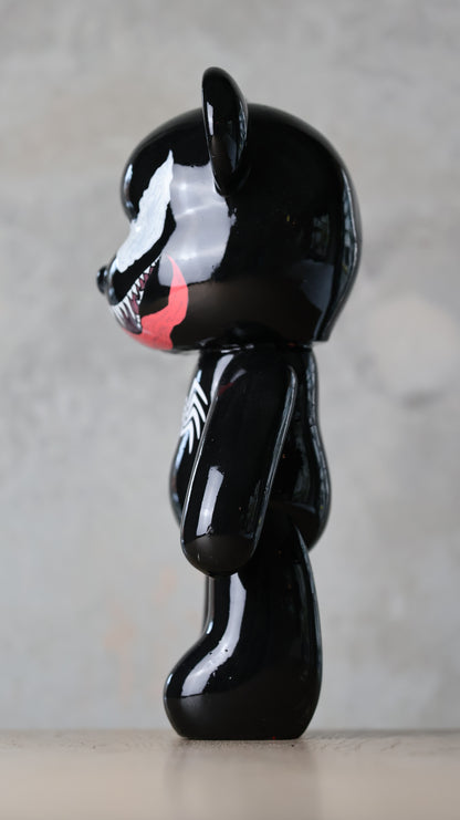 Venom bear - 33 cm